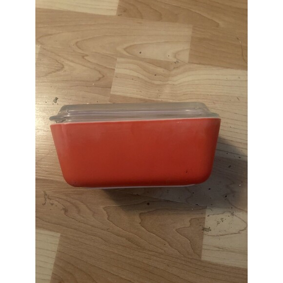 Vintage Orange PYREX 1-1/2 PINT 0502 Ovenware Refrigerator Dish w/Ribbed Lid - Picture 1 of 4